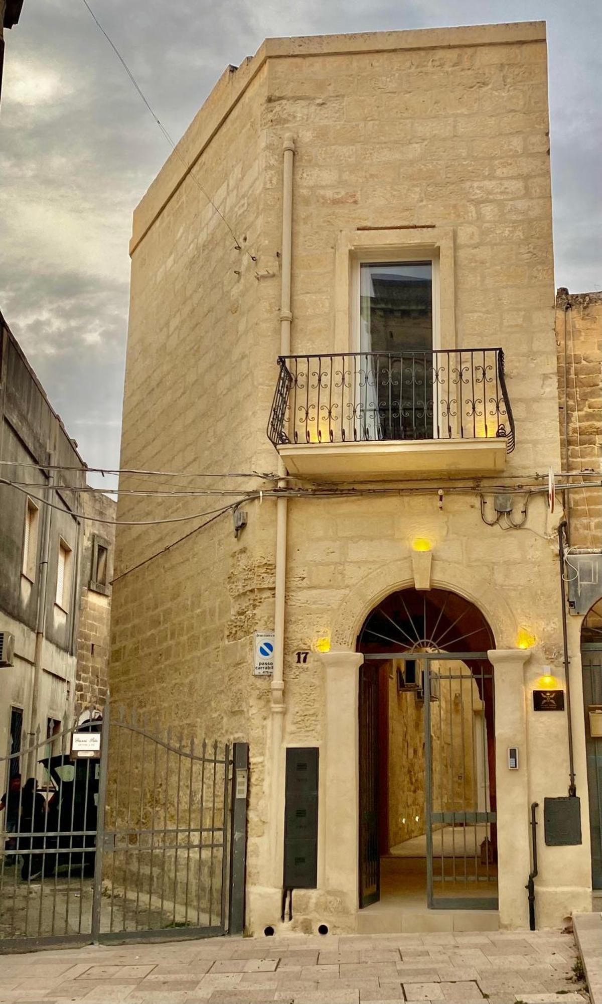 圣切萨廖迪莱切Palazzo Storico Riccardi Rollo公寓 外观 照片